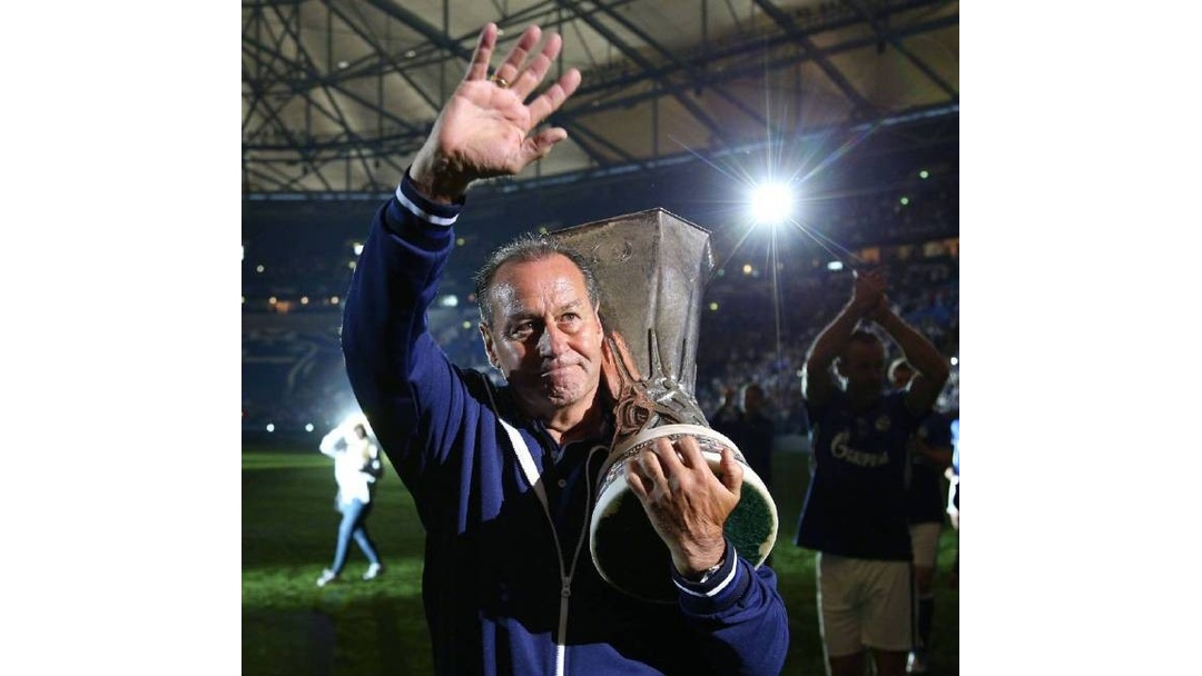 沙尔克取得一场宝贵胜利，暂时冲出降级区