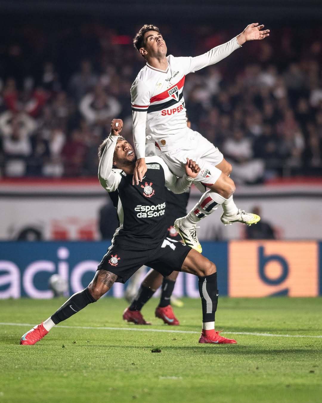 欧锦赛小组赛：德国队艰难而胜，成功出线