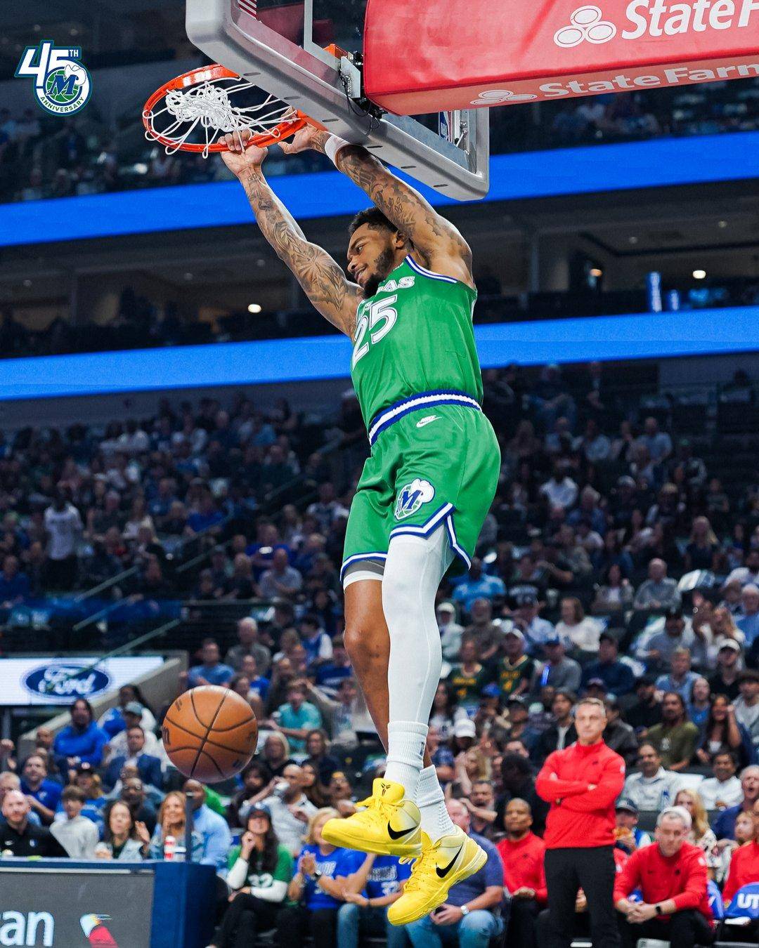 爱游戏网页版入口-猛龙客场不敌独行侠，失去连胜的简单介绍